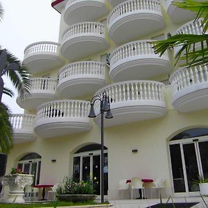 Hotel Eva